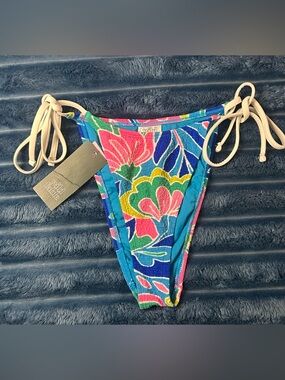 Wild Fable Floral String Bikini Bottom NWT XS Tie Side Tropical Print